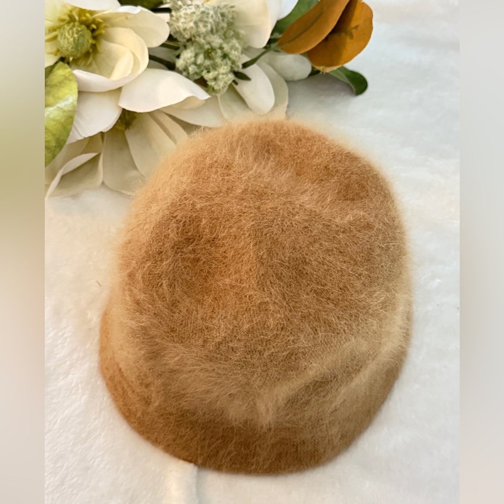 DNY Tan Beret Classic Felt Hat